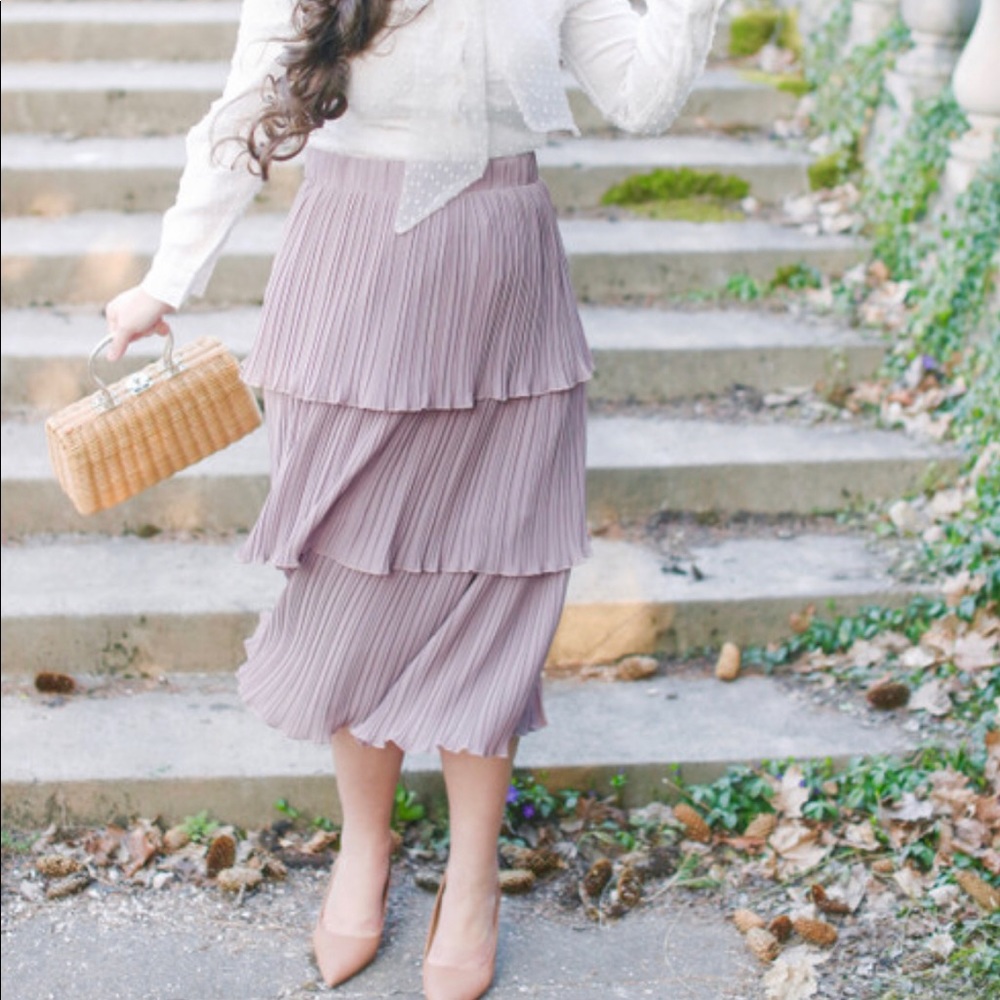 Dainty Jewell’s Pleated Ruffle Skirt